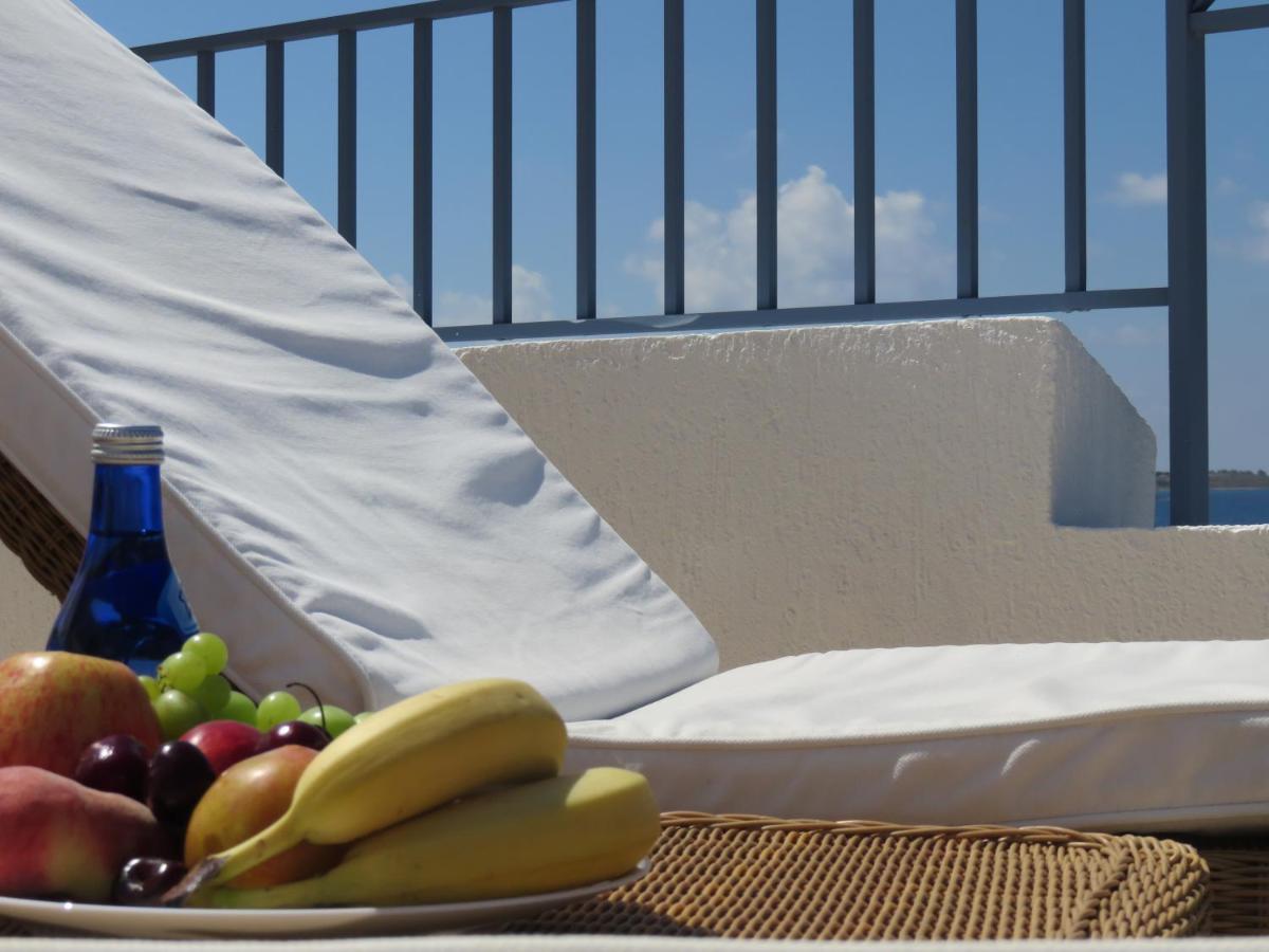 Sunny Limnaria Gardens 2 Bedroom Apartment Paphos Exteriér fotografie
